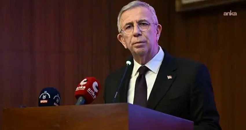 Ankara Büyükşehir Belediye Başkanı Mansur Yavaş, Bağlum'da yürütülen yol açma