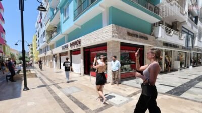 Muğla Büyükşehir Belediye Başkanı Ahmet Aras, Kötekli Mahallesi'nde hayata geçirilecek