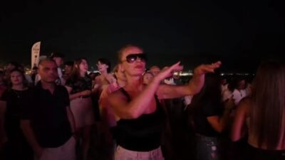 Marmaris Halk Plajı, iki gün boyunca müzik ve dansın ritmiyle