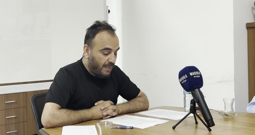 Muğla’da Menteşe Kent Konseyi Kültür Sanat Meclisi, komedyen Deniz Göktaş’ın