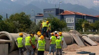 Merkezefendi Belediyesi Arama Kurtarma Ekibi (MAKUT), uygulamalı eğitimlerle olası afetlere