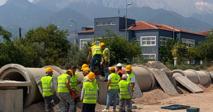 Merkezefendi Belediyesi Arama Kurtarma Ekibi (MAKUT), uygulamalı eğitimlerle olası afetlere