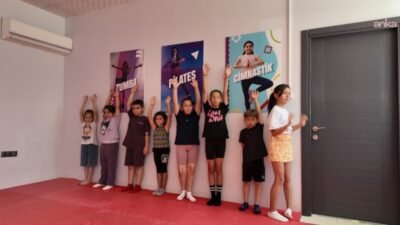 Merkezefendi Belediyesi Yaz Spor Okulları'nda, çocuklar yaz tatilini sporla değerlendiriyor.