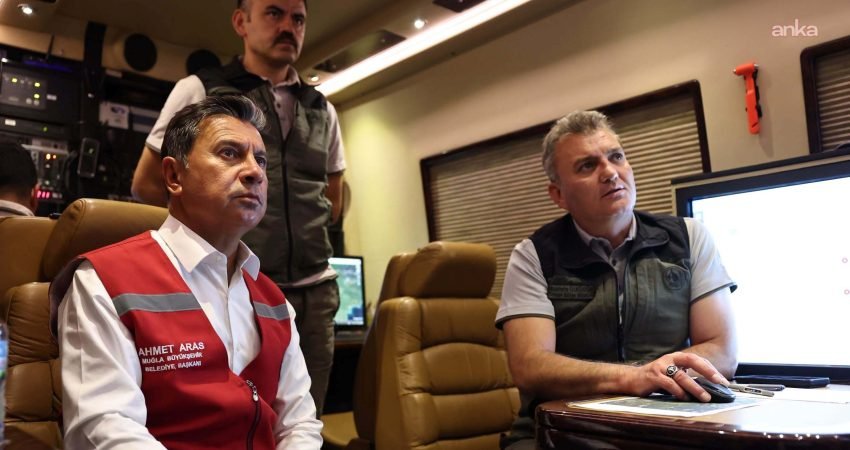 Muğla’nın Milas ilçesi Bozbük Mahallesi Haydar Koyu mevkisinde çıkan orman