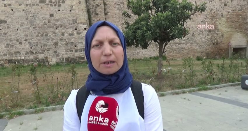 Sinop'un Boyabat ilçesinde yaşayan mülakat mağduru tarih öğretmeni Alime Şahin,