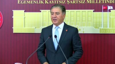 CHP Grup Başkanvekili Murat Emir, "CHP'nin bölündüğü" eleştirilerine ilişkin, "Millet