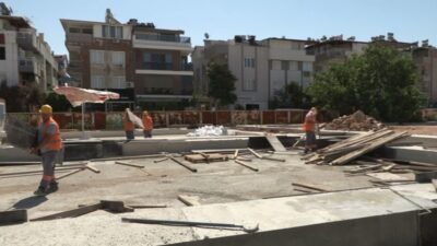 Muratpaşa Belediyesi, Fener Mahallesi’nde dört tenis ve dört padel kortunun