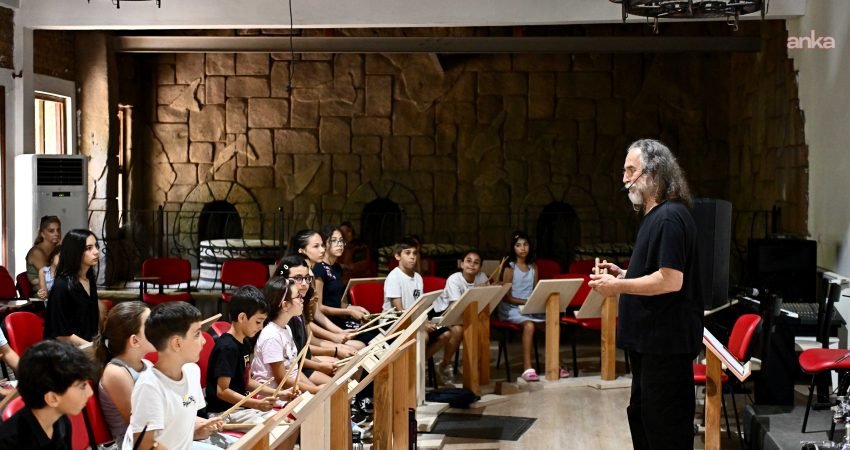 Muratpaşa Belediyesi’nin Değirmenönü Kurs Merkezi’nde yaz dönemi sanat ve hobi