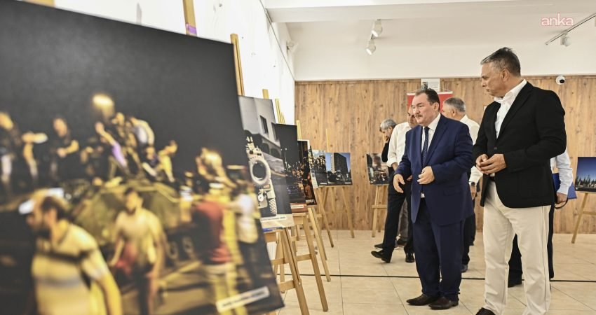 Muratpaşa Belediyesi'nin ev sahipliğinde ziyarete açılan 15 Temmuz Demokrasi ve