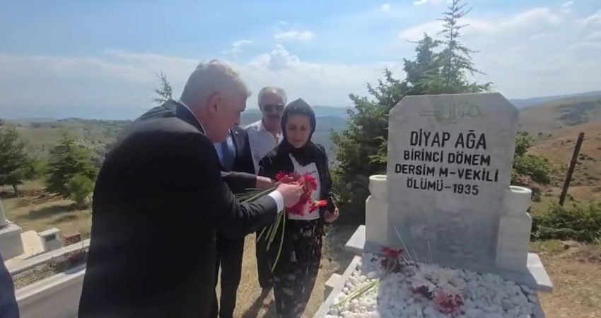 İYİ Parti Genel Başkanı Müsavat Dervişoğlu, Tunceli'nin Çemişgezek ilçesinde, Türkiye
