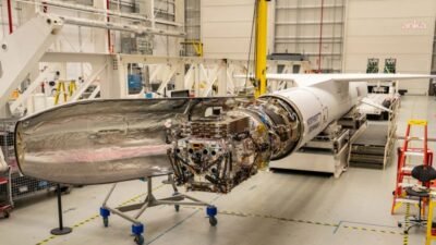 NASA, yörüngesi giderek alçalan ve gelecek aylarda Dünya'ya düşme riski bulunan