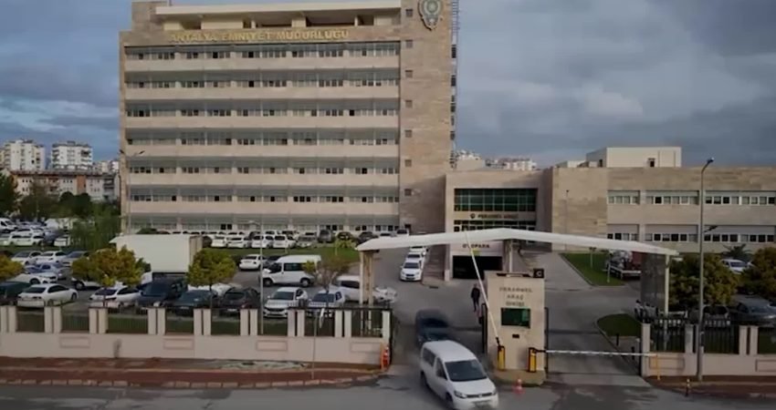 İçişleri Bakanlığı, 23 ilde nitelikli dolandırıcılık ve mal varlığı değerlerini