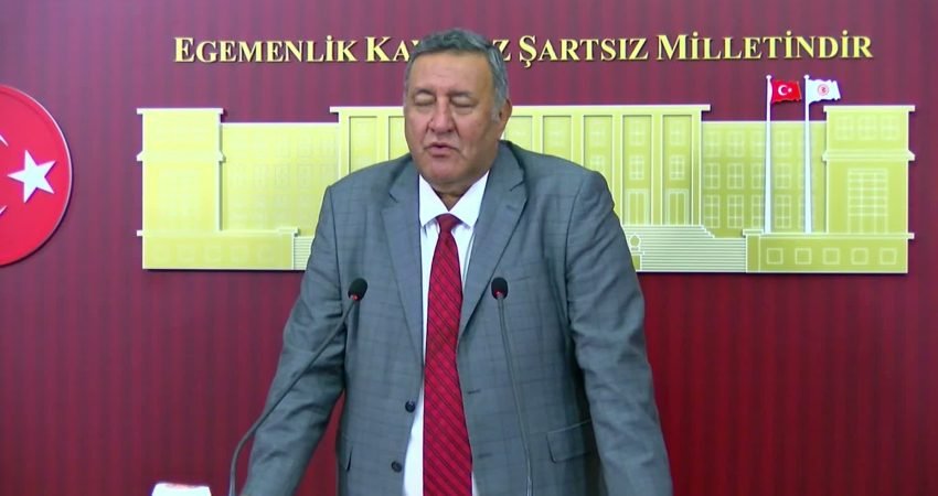 CHP Niğde Milletvekili Ömer Fethi Gürer, Özgür Özel'in kuracağını açıkladığı