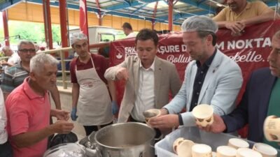 Osmangazi Belediye Başkanı Erkan Aydın, Muharrem ayı dolayısıyla Hamitler Mahallesi'nde