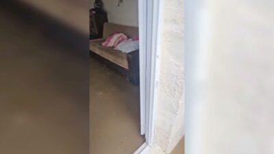 Osmaniye sabah saatlerinde başlayan yağış hayatı olumsuz etkiledi. Evini su