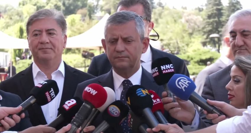 CHP Grup Başkanı Özgür Özel, “15 Temmuz'da darbe olurken birlikte