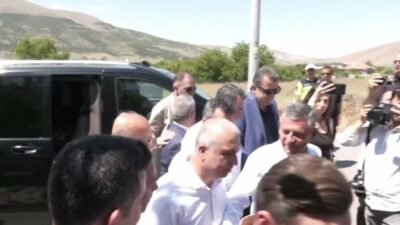CHP Grup Başkanı Özgür Özel, Niğde Ulukışla ilçesine bağlı Beyağıl köyünde