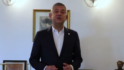 YENİ Parti Genel Başkanı Özgür Özel, partisinin bağış kampanyasını sosyal medya