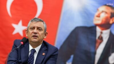 CHP Grup Başkanı Özgür Özel, yeni parti kuracaklarını açıklamasının ardından,