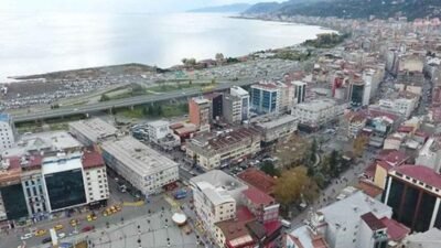 Rize’de fuhşa aracılık ettikleri iddia edilen kişilere yönelik düzenlenen operasyonda