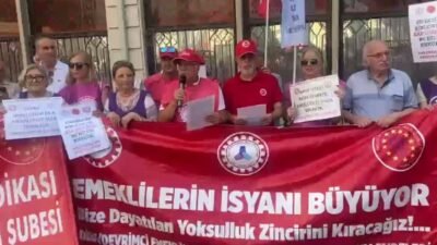 DİSK Dev Emekli-Sen Samsun ve Atakum Şubeleri, Samsun'da düzenledikleri basın