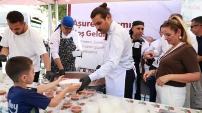 Şehzadeler Belediyesi, Bedesten ve 15 Temmuz Demokrasi Meydanı’nda kurduğu stantlarda