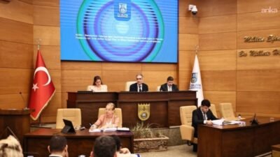 Silivri Belediye Meclisi'nin temmuz ayı ikinci oturumunda, veteriner hizmetlerinden imar