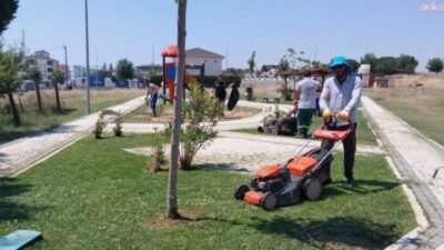 Silivri Belediyesi Park ve Bahçeler Müdürlüğü ekipleri, ilçe genelinde park,
