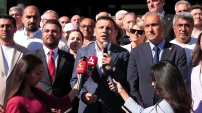 Üsküdar Belediye Başkanı Sinem Dedetaş'ın gözaltına alınıp, gözaltı görüntülerin basınla