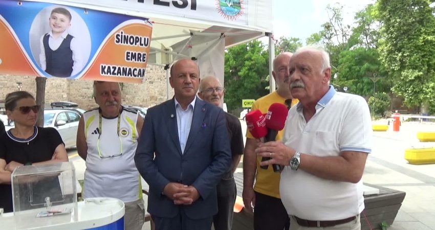 Sinop'ta, Duchenne Musküler Distrofi (DMD) hastası 8,5 yaşındaki Emre Çoban'ın