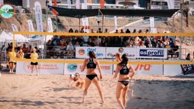 Türkiye Voleybol Federasyonu ve Sinop Belediyesi iş birliğiyle düzenlenen Uluslararası