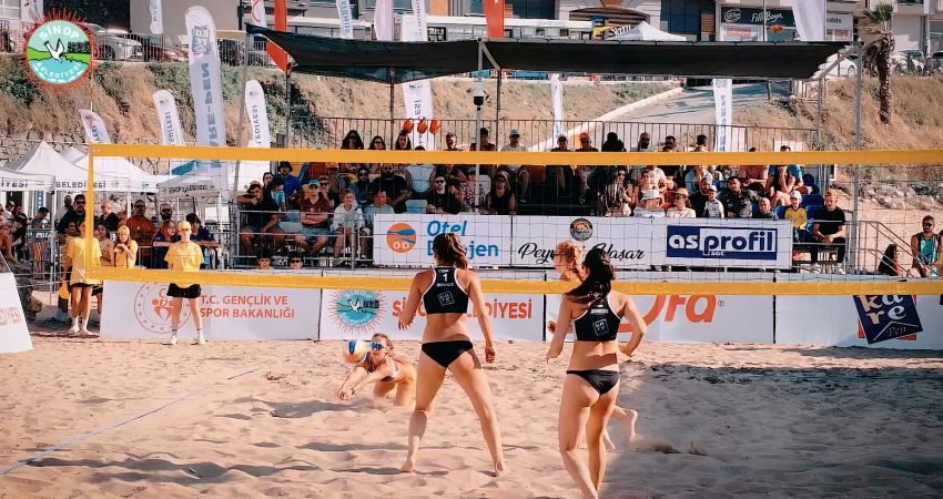 Türkiye Voleybol Federasyonu ve Sinop Belediyesi iş birliğiyle düzenlenen Uluslararası