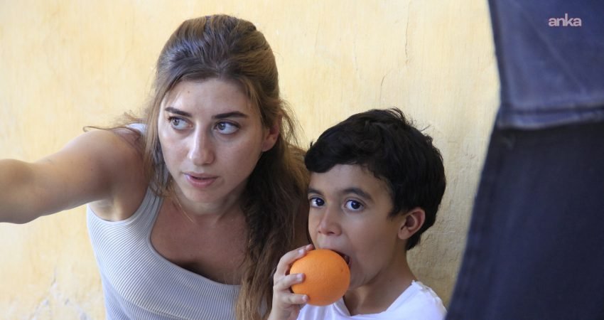 Doğduğu günden beri annesiyle cezaevinde yaşayan altı yaşındaki Engin'in hikâyesini