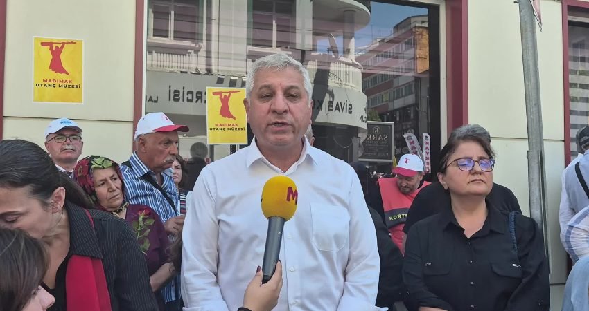EMEP Genel Başkanı Seyit Aslan, Madımak Oteli önünde Sivas Katliamı’nda