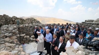 TBMM Başkanı Numan Kurtulmuş, Cudi Dağı’nda, Hz. Nuh’un Gemisi’nin indiği