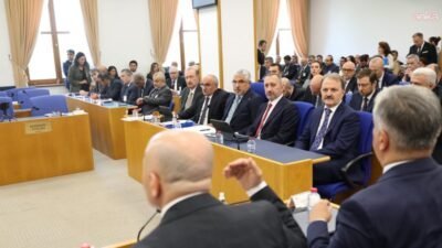 İYİ Parti Samsun Milletvekili Erhan Usta, bütçe imkanlarının yetersiz olduğu