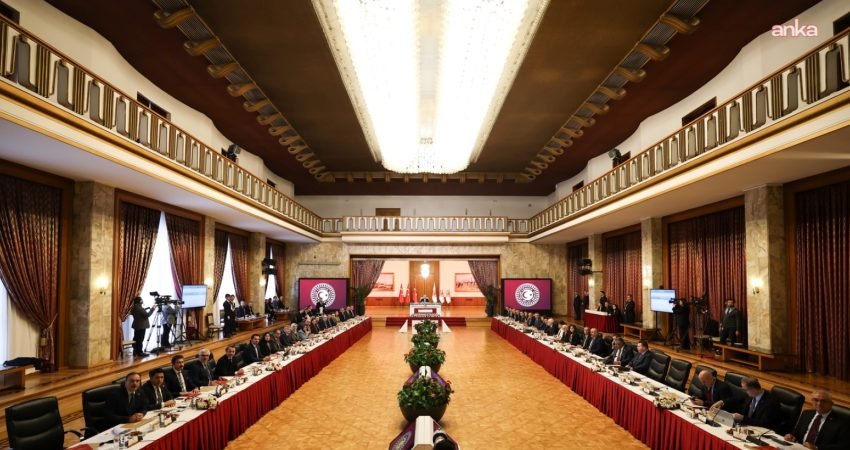 DEM Parti İmralı Heyeti, AK Parti Grubu'nda Genel Başkanvekili Efkan