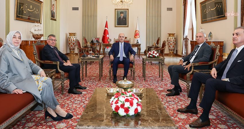 TBMM Başkanı Numan Kurtulmuş’un siyasi parti turunda ana hatlarını paylaştığı