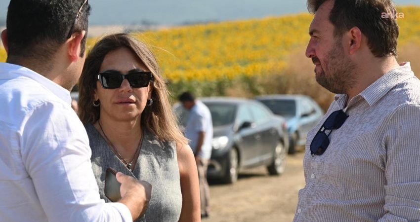 Tekirdağ Büyükşehir Belediye Başkanı Candan Yüceer, Malkara programı kapsamında muhtarlar,