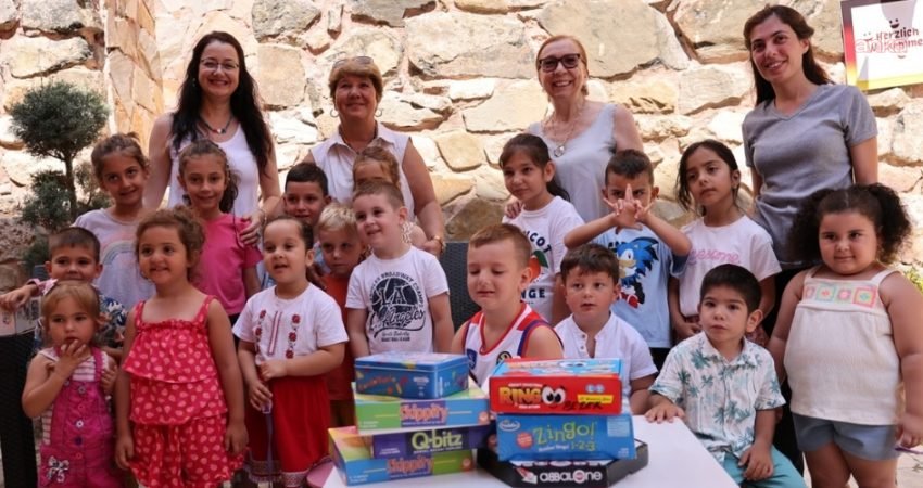 Tekirdağ Büyükşehir Belediyesi, yaz tatilinde çocukların güvenli, verimli ve eğlenceli
