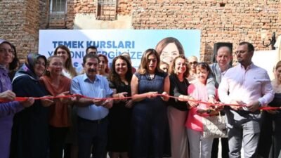 Tekirdağ Büyükşehir Belediyesi Meslek Edindirme Kursları'nda eğitim alan kursiyerlerin yıl