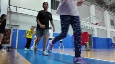 Tepebaşı Belediyesi, çocukların yaz tatilini sporla iç içe, sağlıklı ve