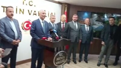 Ticaret Bakanı Ömer Bolat, Artvin Valiliği ziyaretinde Sarp Gümrük Kapısı'ndaki