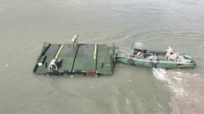Suriye'nin Deyrizor bölgesindeki Fırat Nehri üzerine 2'nci Ordu İstihkam Tugay
