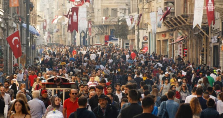 Türkiye İstatistik Kurumu'nun (TÜİK) verilerine göre, Türkiye 86,1 milyonluk nüfusuyla dünyanın
