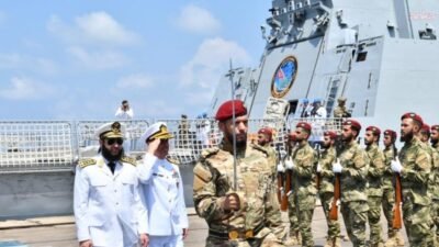 Türkiye'nin Şam Büyükelçisi Nuh Yılmaz, Deniz Kuvvetleri Komutanı Oramiral Ercüment