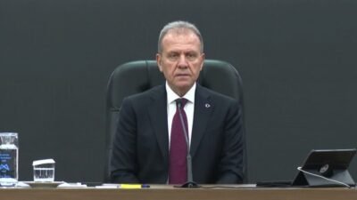 TBB ve Mersin Büyükşehir Belediye Başkanı Vahap Seçer, Silifke Belediyesi'ne