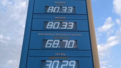 Osmaniye'nin Kadirli ilçesinde mazota gelen 4 lira 20 kuruşluk zamma