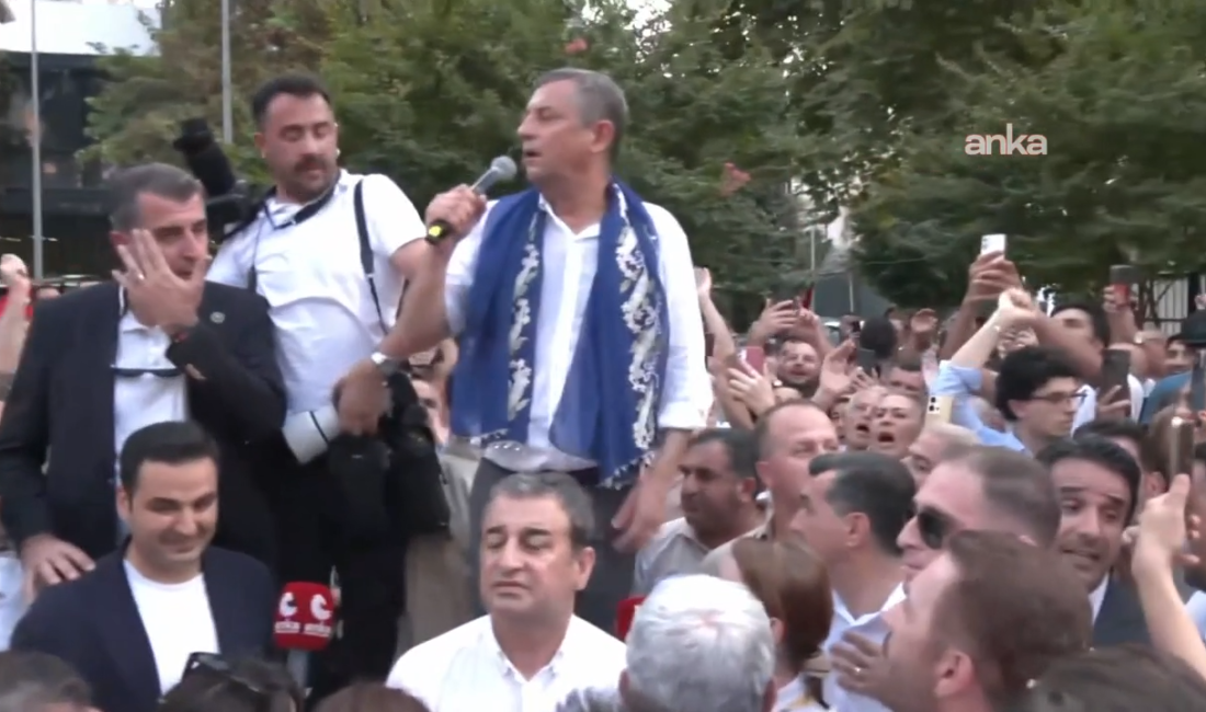 CHP Grup Başkanı Özgür Özel, "Kimse korkmasın asla. Ne acele
