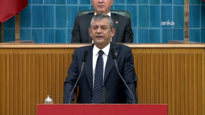 CHP Grup Başkanı Özgür Özel, yeni parti kuracaklarını açıkladı. Özel,